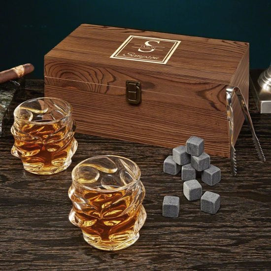 Sculpted Glasses Whiskey Set