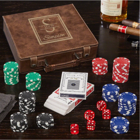 Engraved Poker Set is a Great First Father’s Day Gift