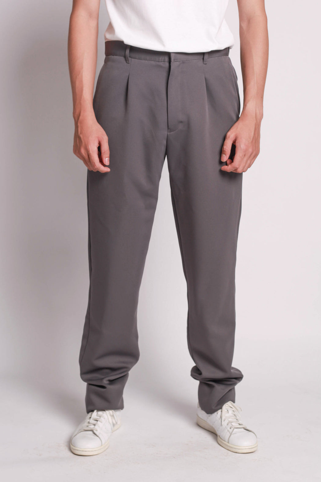 Tuck Slacks - Grey — CLASH