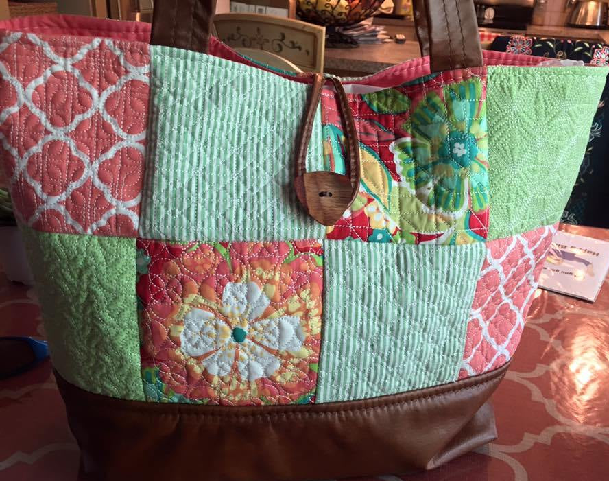 geometric tote bag amchine embroidery design in the hoop