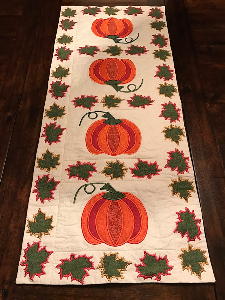 thanksgiving machine embroidery design in the hoop