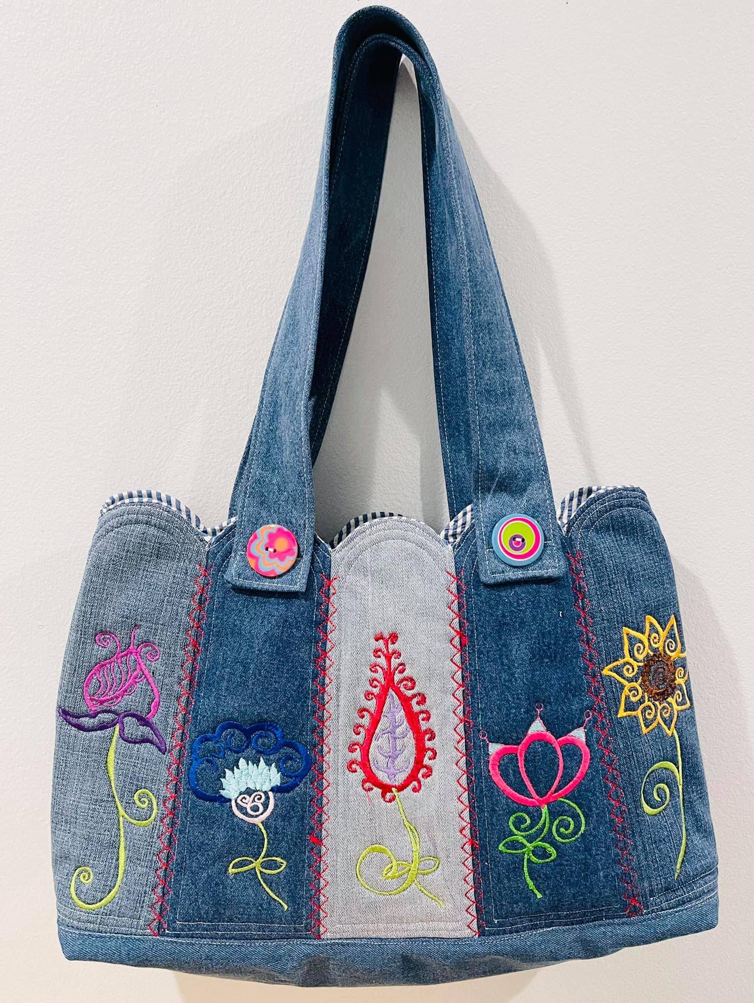 In the Hoop Machine Embroidery Design - Shapely Floral Bag