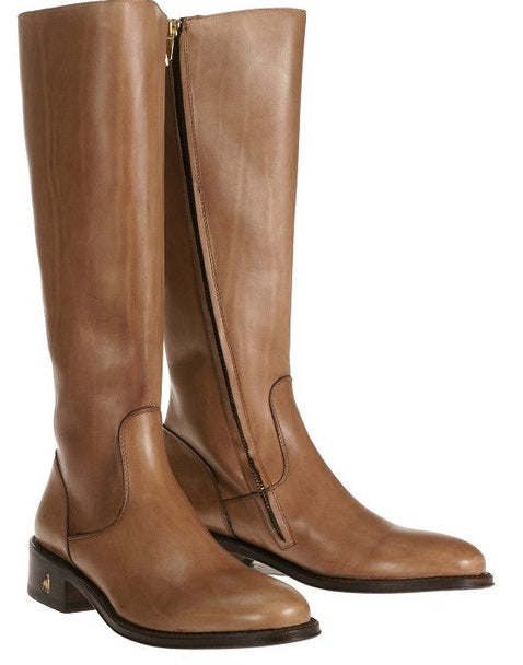 Vittoria Caramel Calfskin riding boot by Treccani Milano