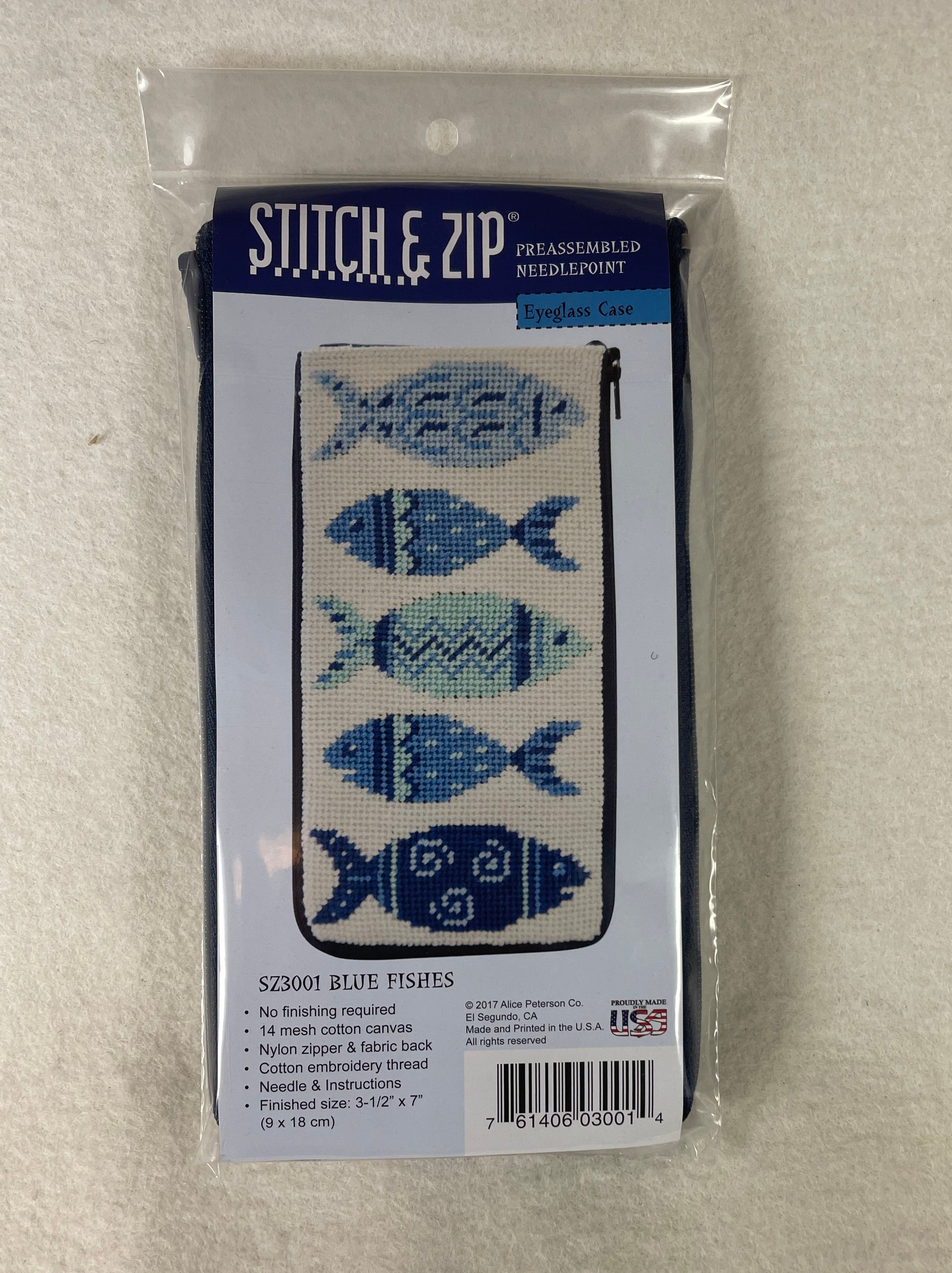 Alice Peterson SZ3001 Blue Fishes Eyeglass Case Beehive Needle Arts