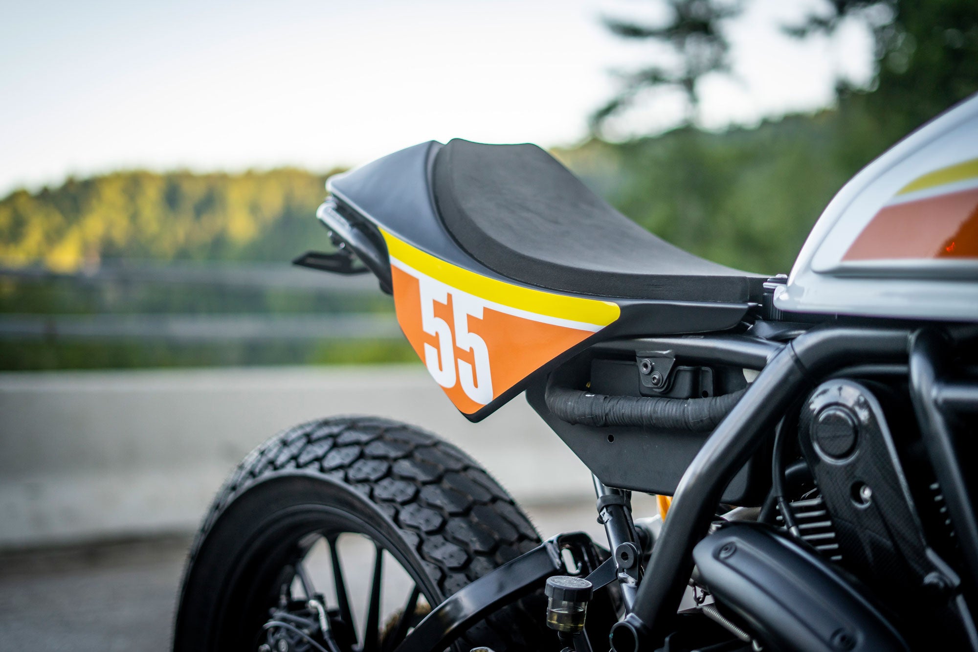 street tracker seat