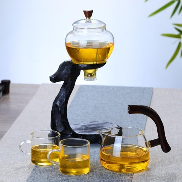Automatic Drip Tea Pot, a modern and convenient gift for tea enthusiasts.