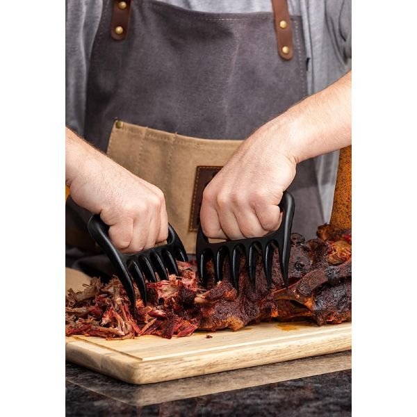 Shred through meats like a bear with Bear Paws Meat Claws, The Original Meat Shredder Claws, a sturdy and efficient tool for barbecue perfection.