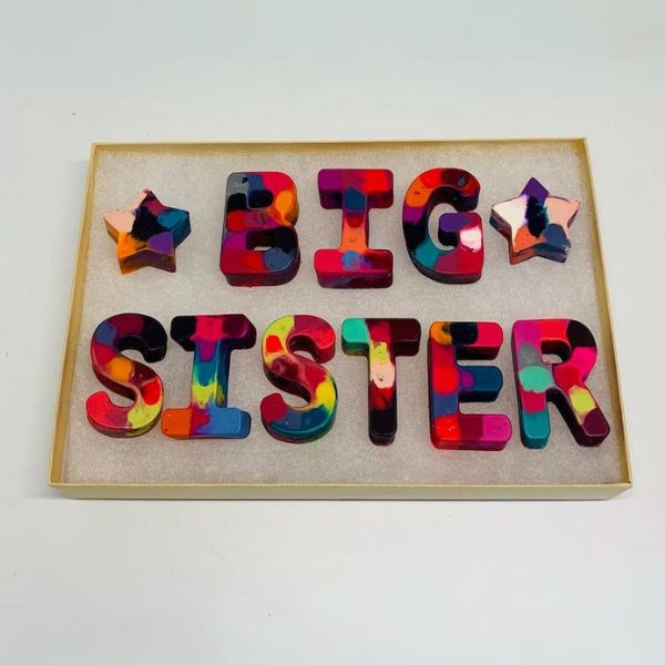Big Sister Crayons is a vibrant and fun crayons also as a creative big sister to be gift.