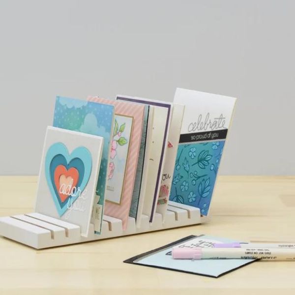 Showcase your sentiment with our Card Drying Rack Display Stand – the perfect solution for preserving handmade cards and envelopes on National Greeting Card Day.