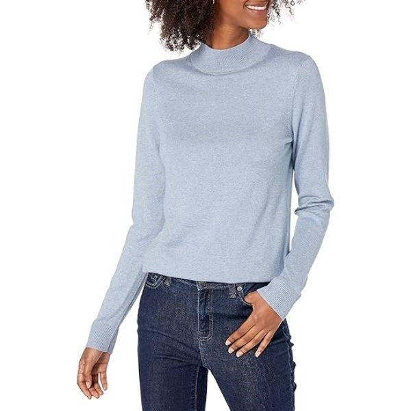 A cashmere sweater, the epitome of comfort and elegance, making it a cozy choice for mom birthday gifts.