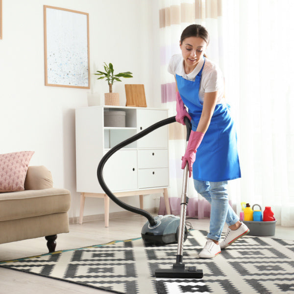 Cleaning service, useful and time-saving gifts for single moms for a sparkling home.