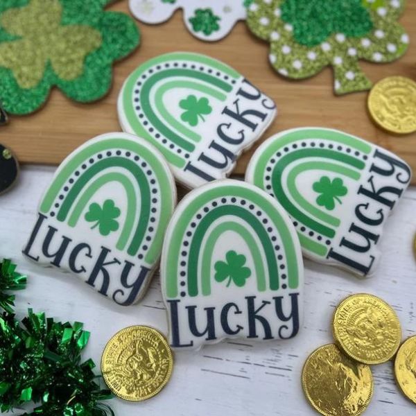 Create festive St. Patrick's Day treats with our Custom Cookie Cutter Fondant Stamp—a must-have for adding Irish charm to your baked delights.