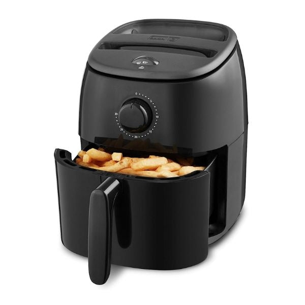 DASH Electric Air Fryer, a healthy and modern wedding gift for couples.