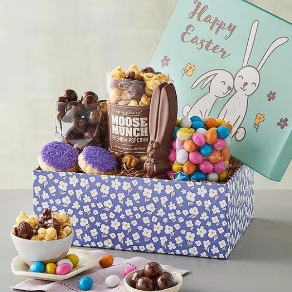 Festive Easter Favor Box as a delightful and creative gift option for wives on Easter.