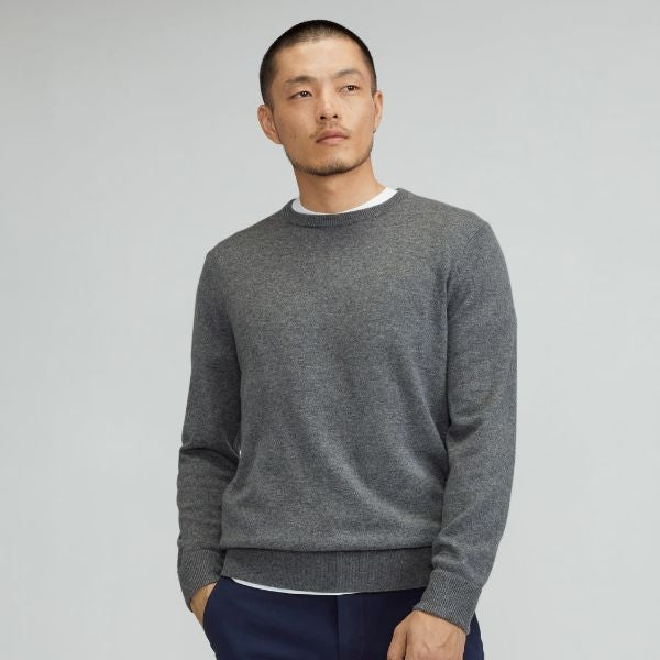 Everlane Cashmere Crew Sweater a luxurious and soft Valentine's Day gift for him