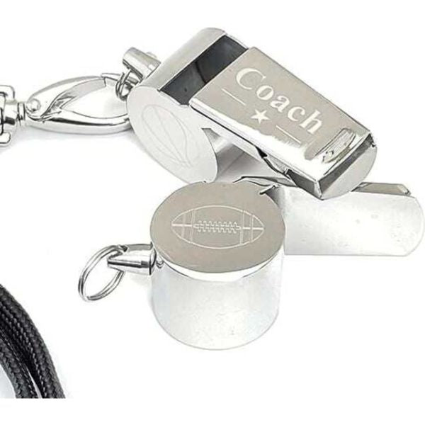 Whistle engraved for a football coach, an essential and personal gift
