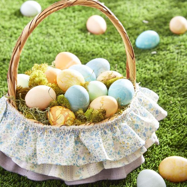 Embrace elegance with the Frilly Easter Basket as a chic and sophisticated DIY creation for a stylish Easter celebration.
