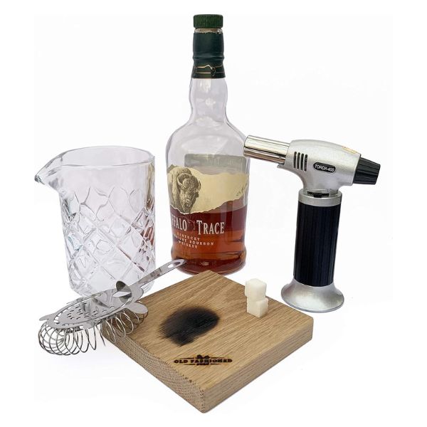Glass Cocktail Smoking Kit, the quintessential addition for a sophisticated 3 year anniversary gift for connoisseurs.
