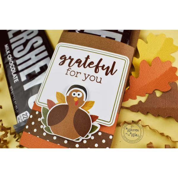 Happy Thanksgiving Candy Bar Wrapper, a sweet and festive thanksgiving teacher gift