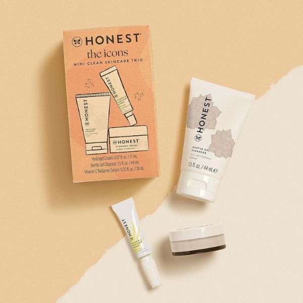 Honest Beauty The Icons Mini Clean Skincare Trio, a luxurious skincare set for her.