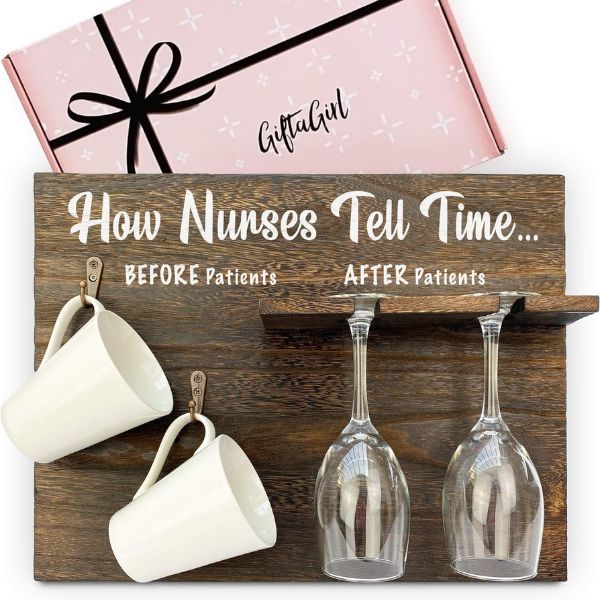 How Nurses Tell Time Gift as an amusing and relevant gift idea for nurse practitioners.