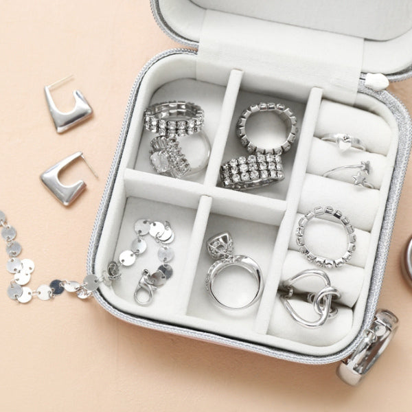 Convenient jewelry organizer, perfect for storing precious accessories, ideal gift for single moms.