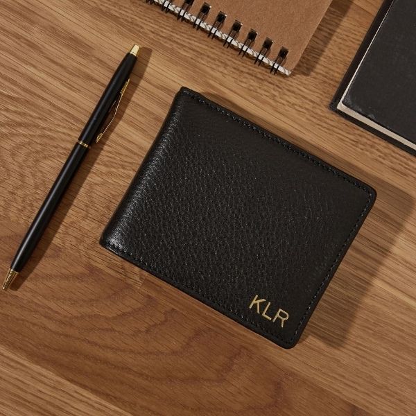 Leatherology Bifold Wallet, a sophisticated and functional graduation gift for everyday elegance.