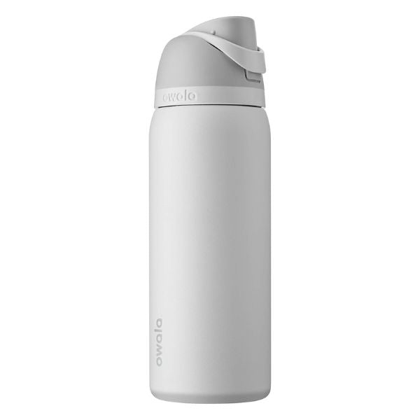 Keep Dad hydrated on the go with the Owala FreeSip Stainless Steel Water Bottle, a practical Father's Day gift.
