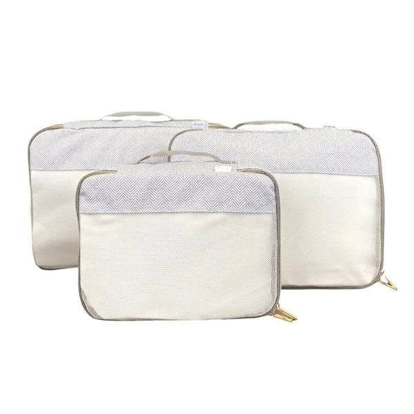 Packing Cubes, a practical graduation gift for her, making travel organization effortless and efficient.
