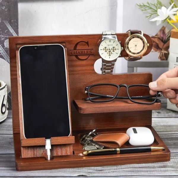 Personalized Dock Station tailored for men entering retirement, enhancing their home organization.