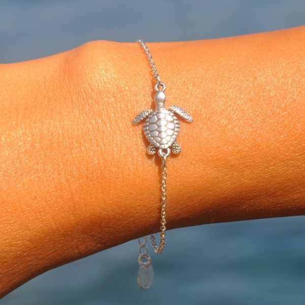 Personalized Sea Turtle Bracelet, a graceful accessory for turtle gifts.