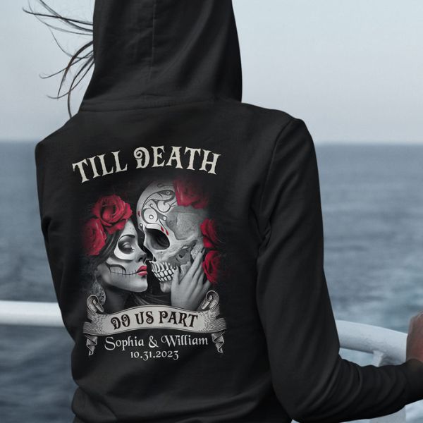 Personalized Sweatshirt For Couple Love Tattoo Skull combines comfort with a personal touch.