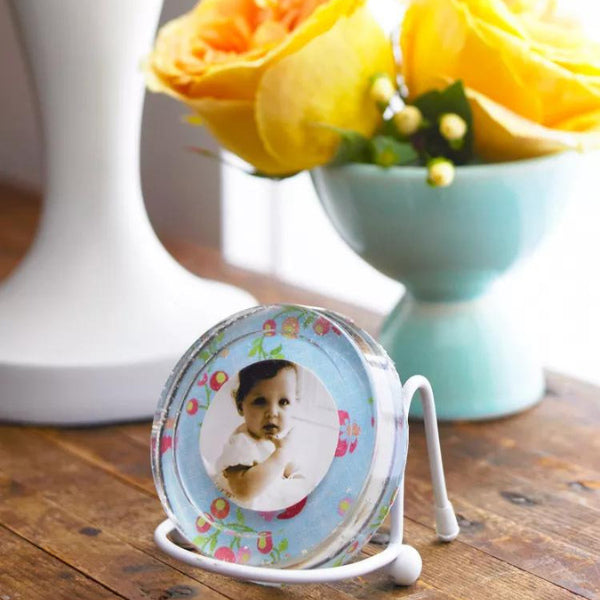 Set of custom photo coasters, a functional and personal gift for mom