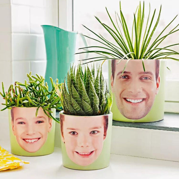 Picture-perfect planters that serve as sentimental photo gifts for mom
