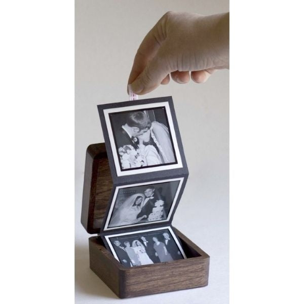 Create a pop-up surprise with our Photo Box, a heartfelt gift for your boyfriend.