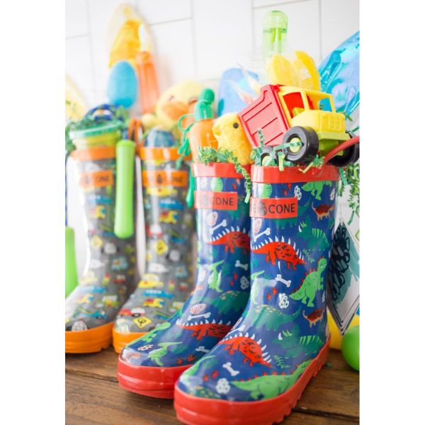 Give Easter a unique twist with the Rain Boot Easter Basket is a playful and imaginative DIY project for a memorable celebration.