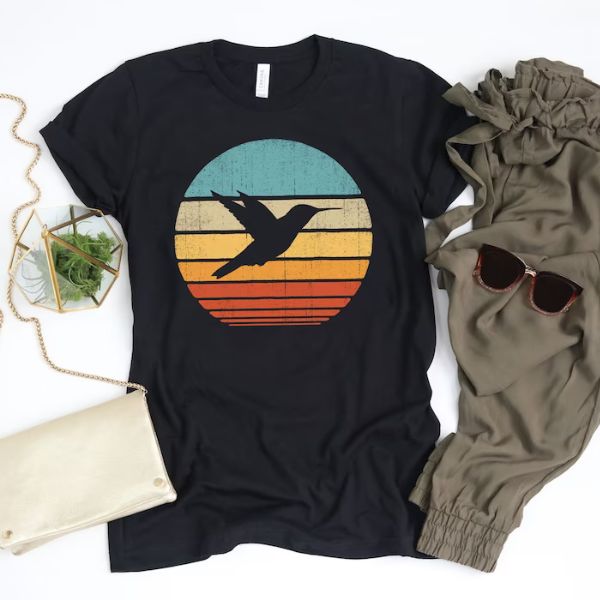 Retro Hummingbird Sunset T-Shirt captures the beauty of hummingbirds in a vintage design.