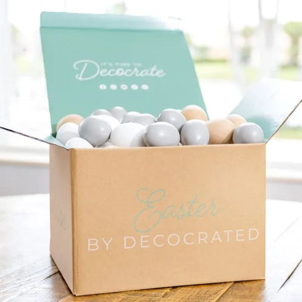 Transform your home with a Seasonal Home Decor Subscription, an ever-changing housewarming gift for couples.