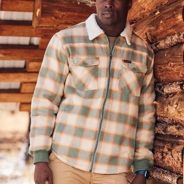 Sherpa-Lined Shirt Jacket for Husband – Stylish Valentine's Day Gift for Him.