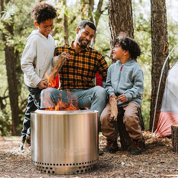 Solo Stove Bonfire 2.0 brings warmth to family gatherings, a fiery Father's Day gift.
