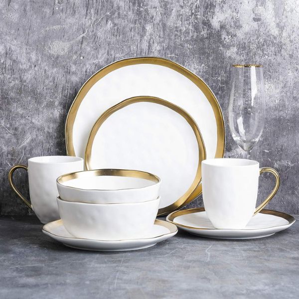 Stone Lain Porcelain 16-Piece Set, minimalist and modern dinnerware for architects' homes.