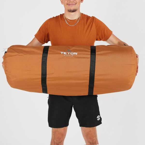TETON Sports Sleeping-Bags, premium sleeping bags for doctors who love outdoor adventures and need a good night's sleep during trips.