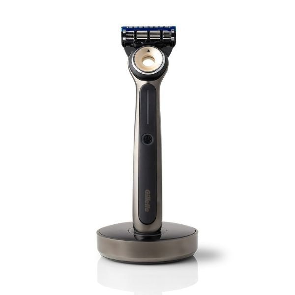 The Art of Shaving Heated Razor is a luxury grooming experience for the modern dad.