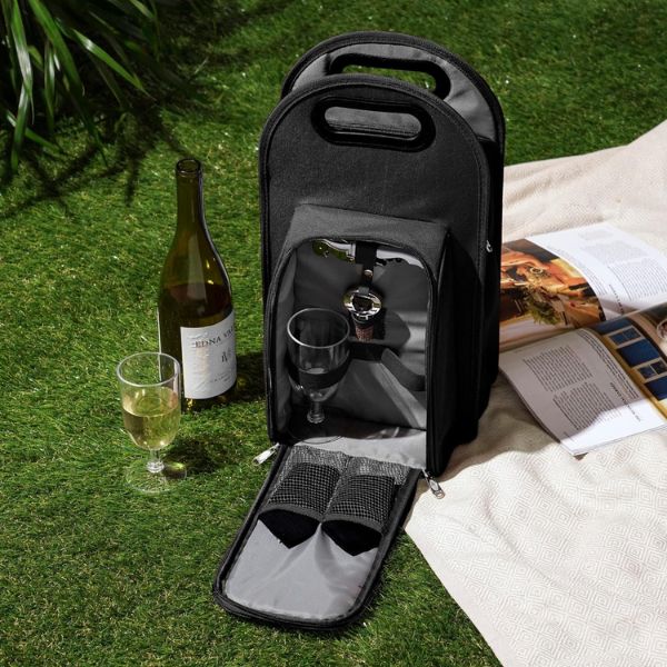 True Metro Insulated Wine Tote, a stylish and practical solution for wine transport