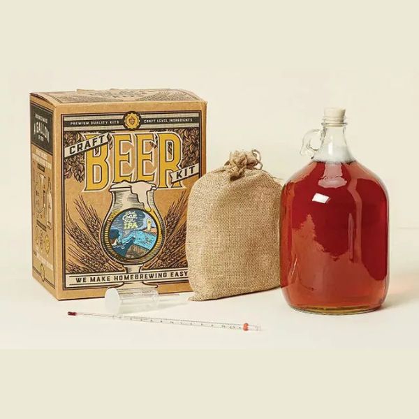 West Coast-Style IPA Beer Brewing Kit, a creative anniversary gift for husbands who appreciate craft beer.