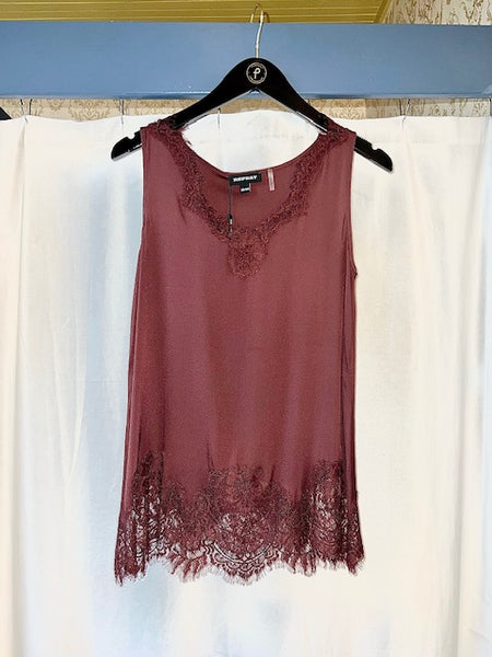 red by BKE Metallic Lace Trim Tank Top - Women's Tank Tops in Agave Green