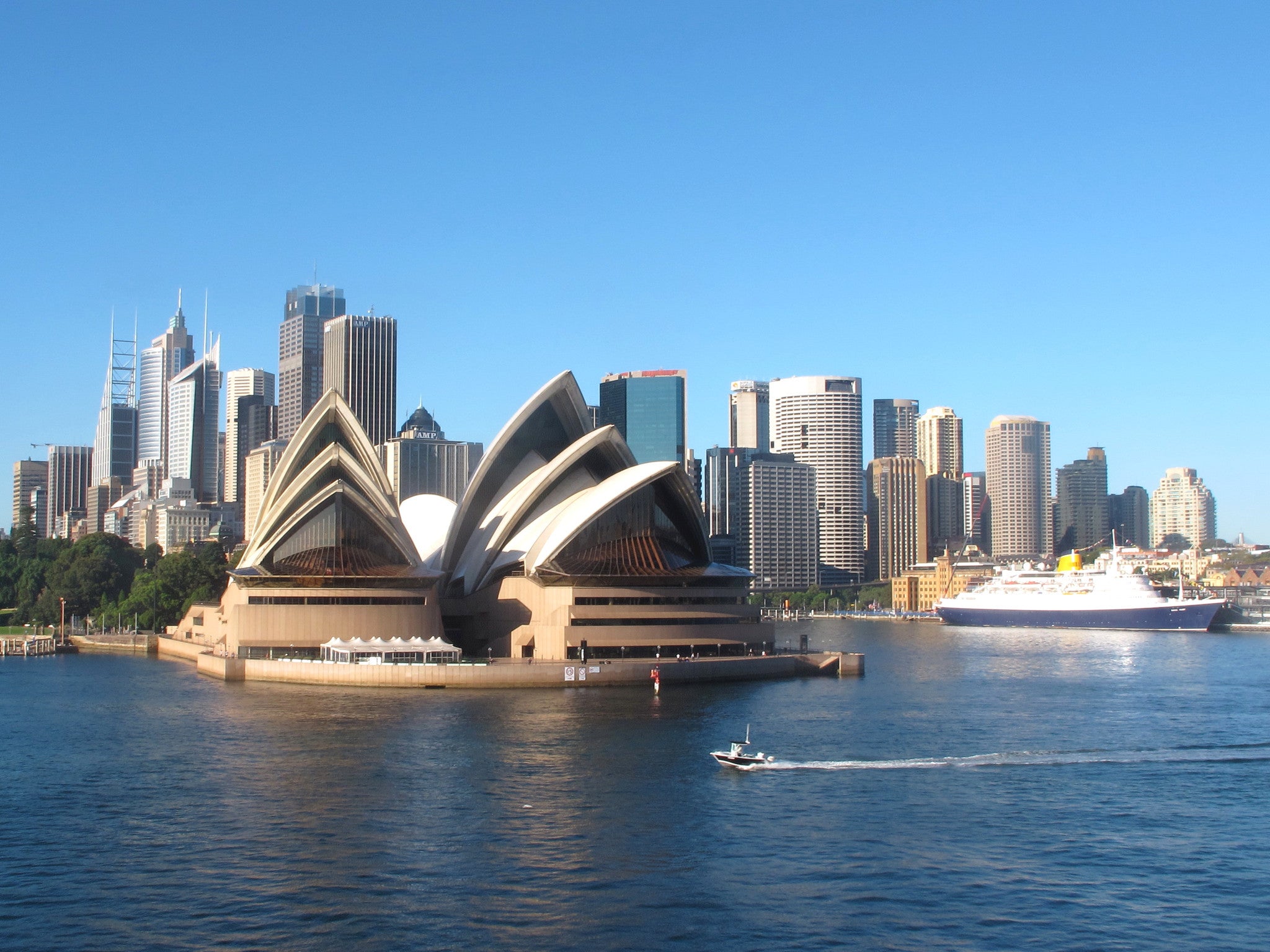 Vibrant City of Sydney, Australia  Tips for Traveling to Australia