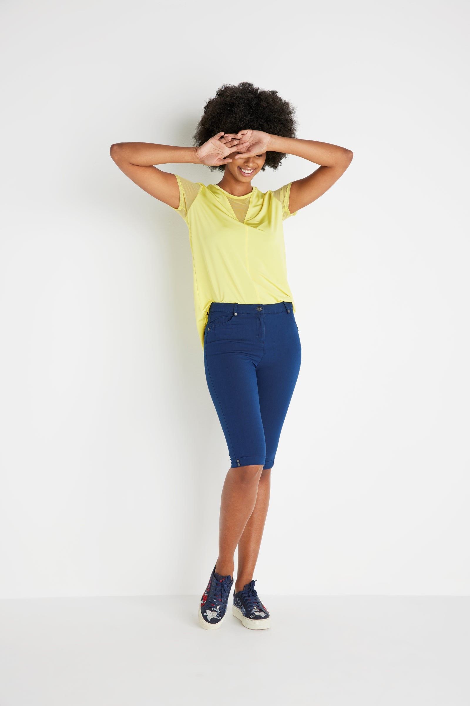 Runway Stretch Denim Capri Short