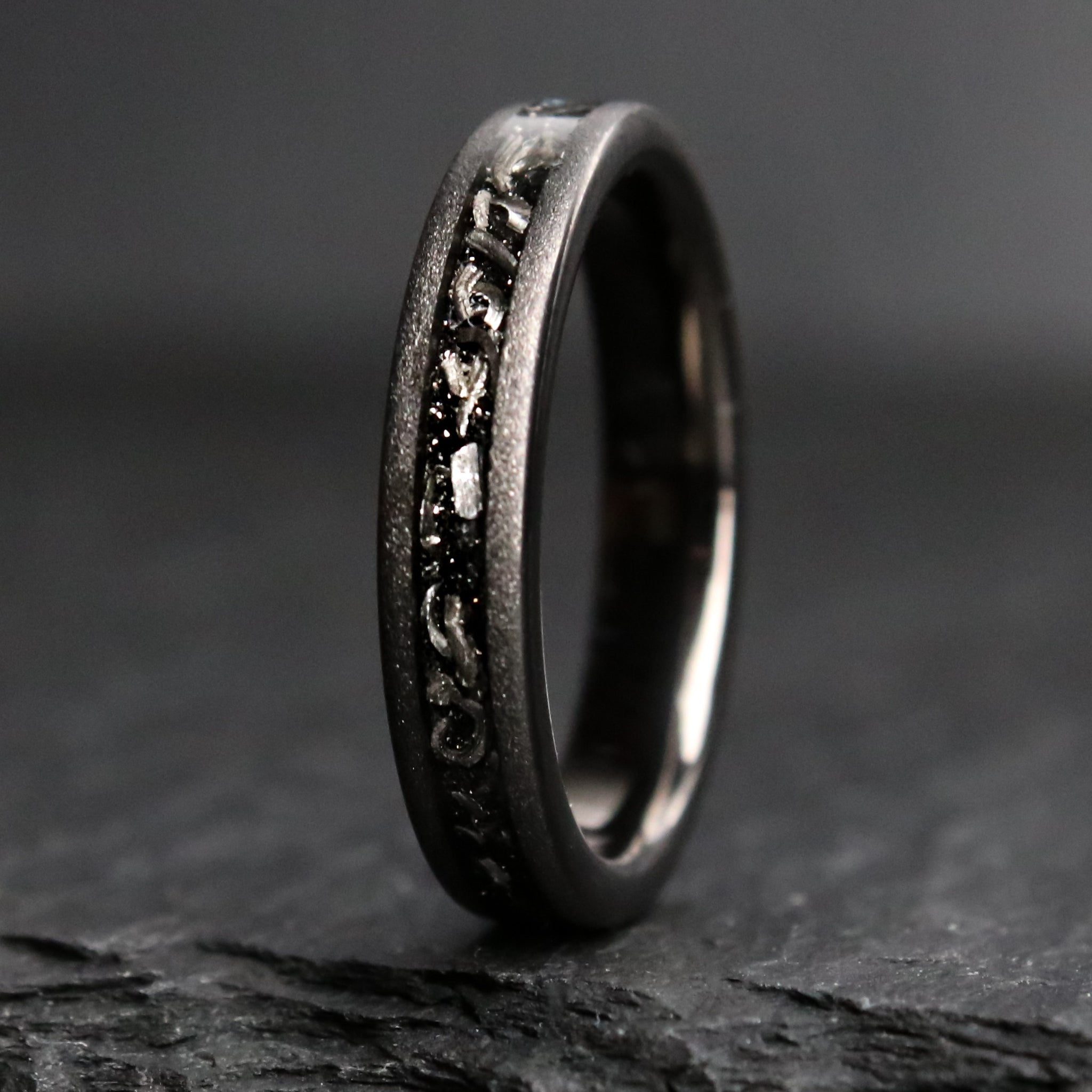 Black Meteorite | Slim Meteorite Ring | Thorum
