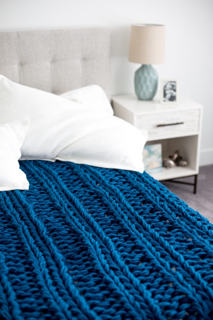 Chunky Arm Knit Ribbed Blanket Pattern by Anne Weil of Flax & Twine